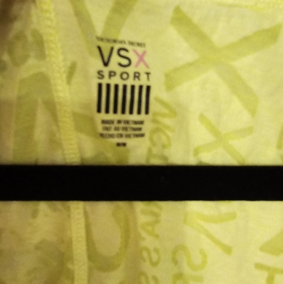 Victoria's Secret Sport Yellow Top - Picture 5 of 5
